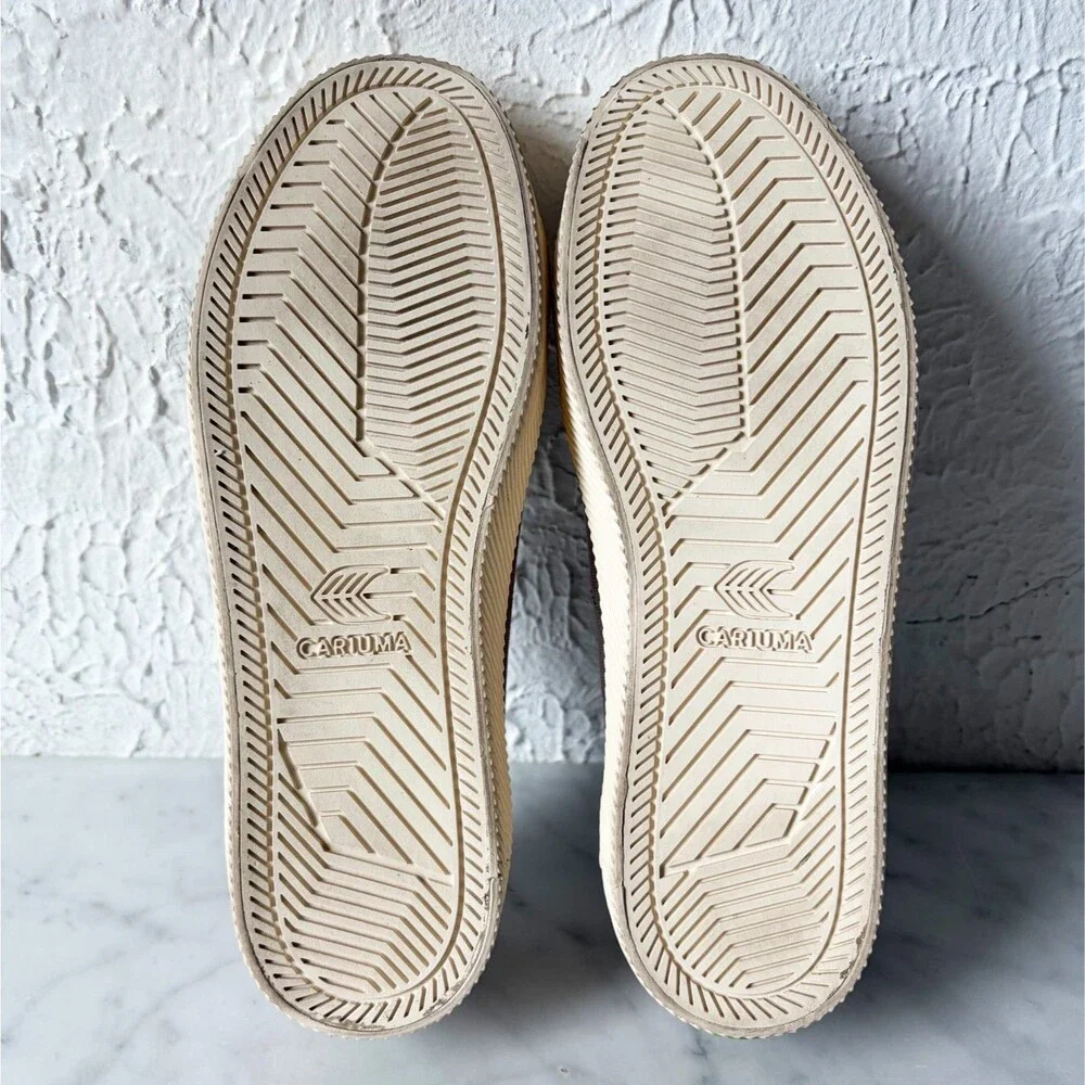 Cariuma oca low